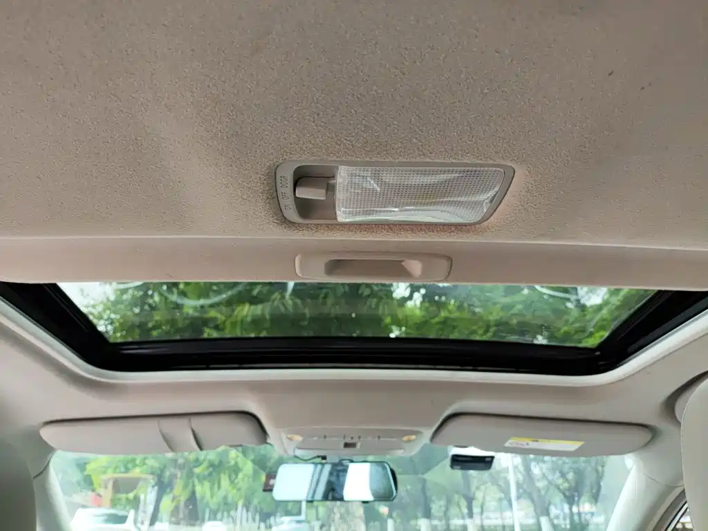 Nissan Sylphy 2018 — фото 18