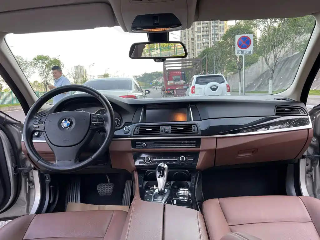 BMW 5 Series 2016