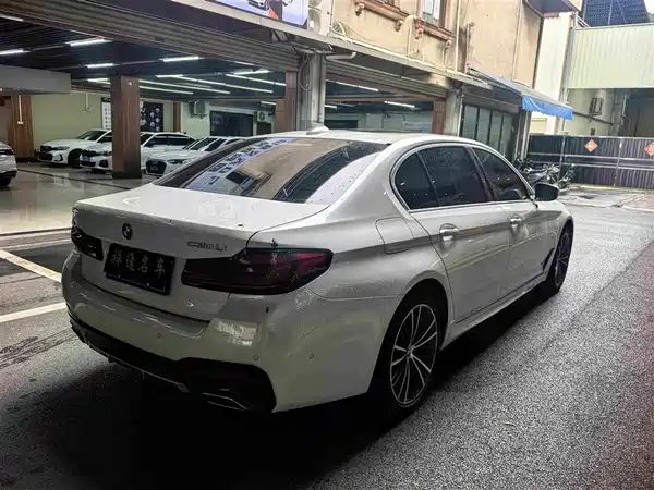 BMW 5 Series 2022