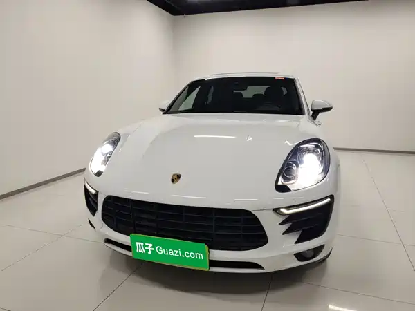 Porsche Macan 2015