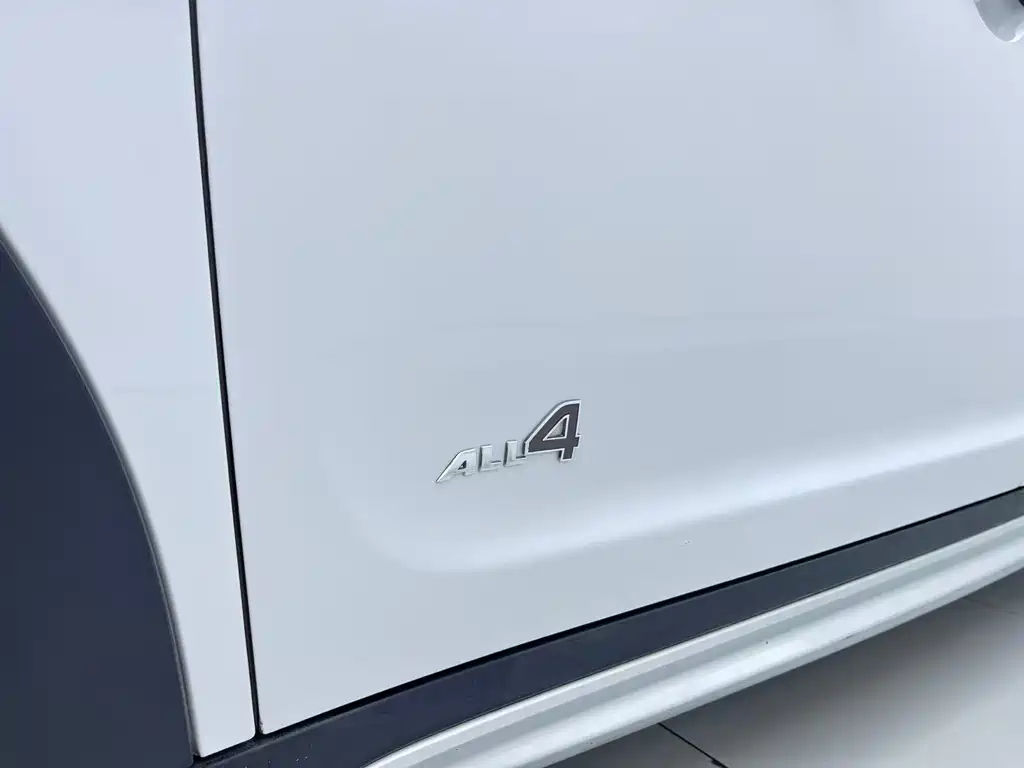 MINI Countryman 2018 — фото 30