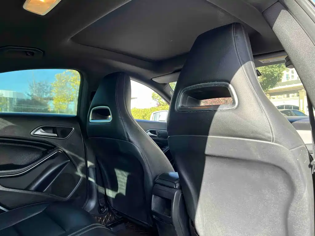 Mercedes-Benz CLA 2017 — фото 10