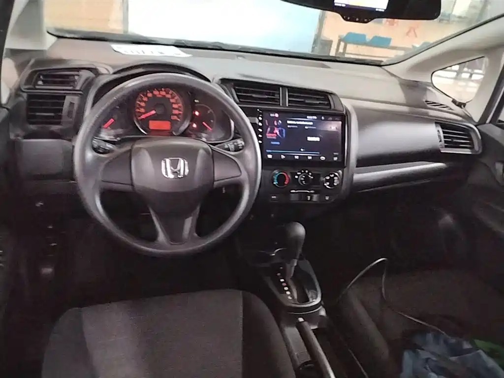 Honda Fit 2019 — фото 9
