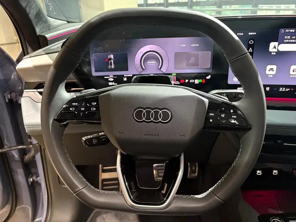 Audi Q6L e-tron 2026 — фото 11