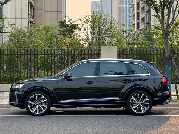 Audi Q7 2023