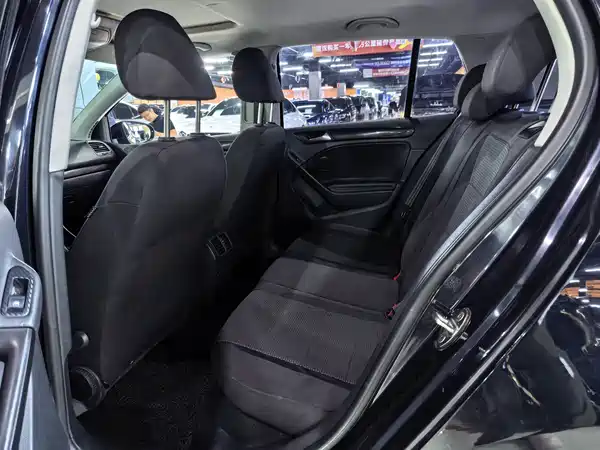 Volkswagen Golf 2010
