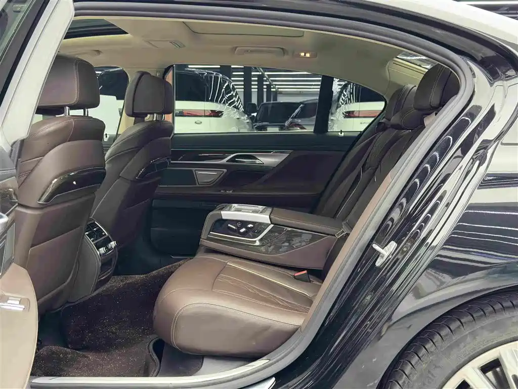 BMW 7 Series 2022