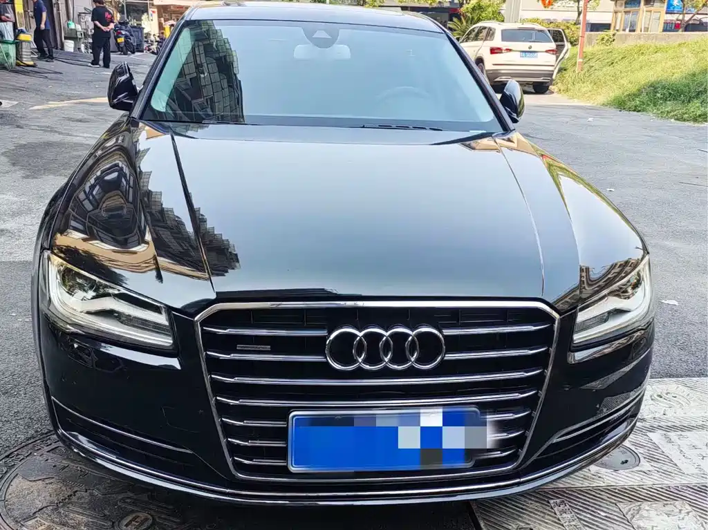 Audi A8 2016
