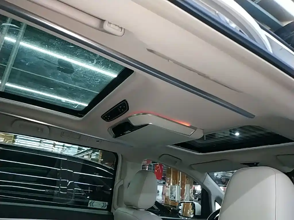 GAC Motor Trumpchi M8 2019 — фото 18