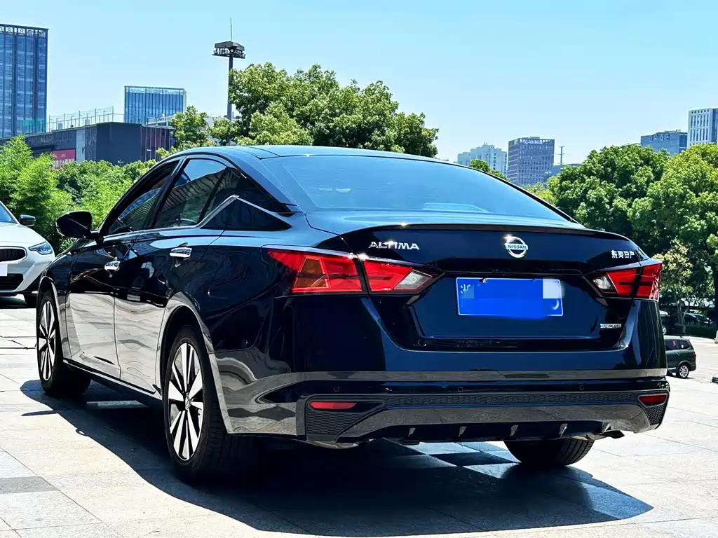 Nissan Teana 2021
