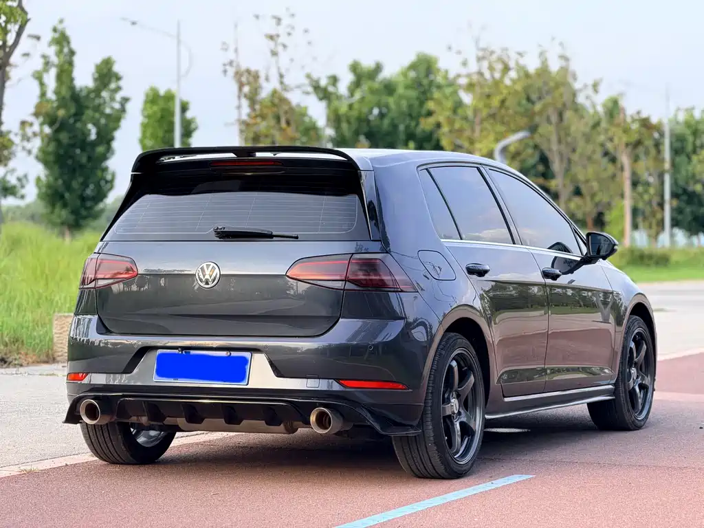 Volkswagen Golf 2020