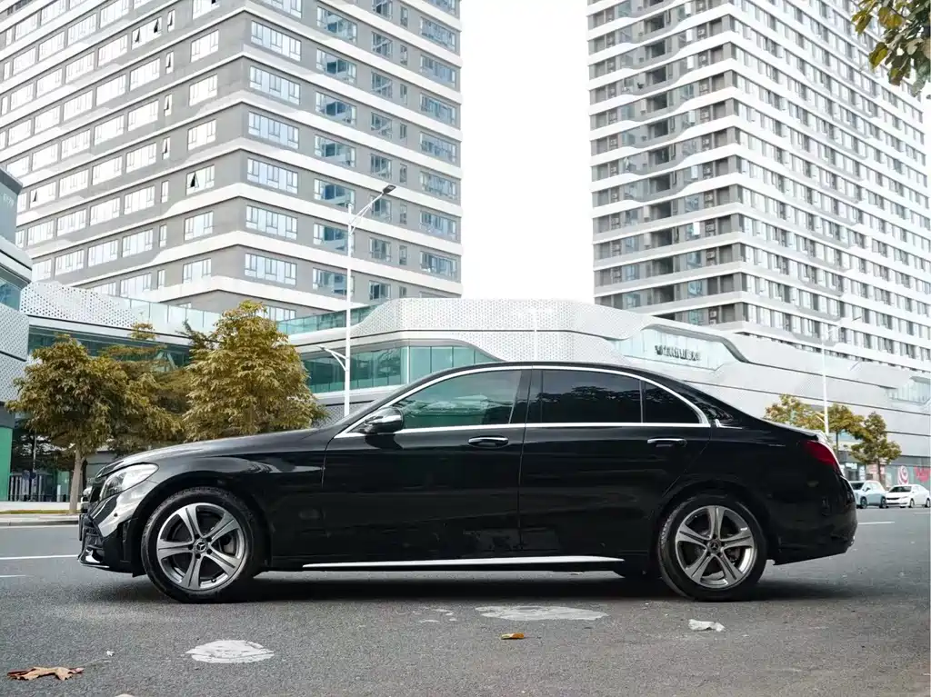 Mercedes-Benz C-Class 2019