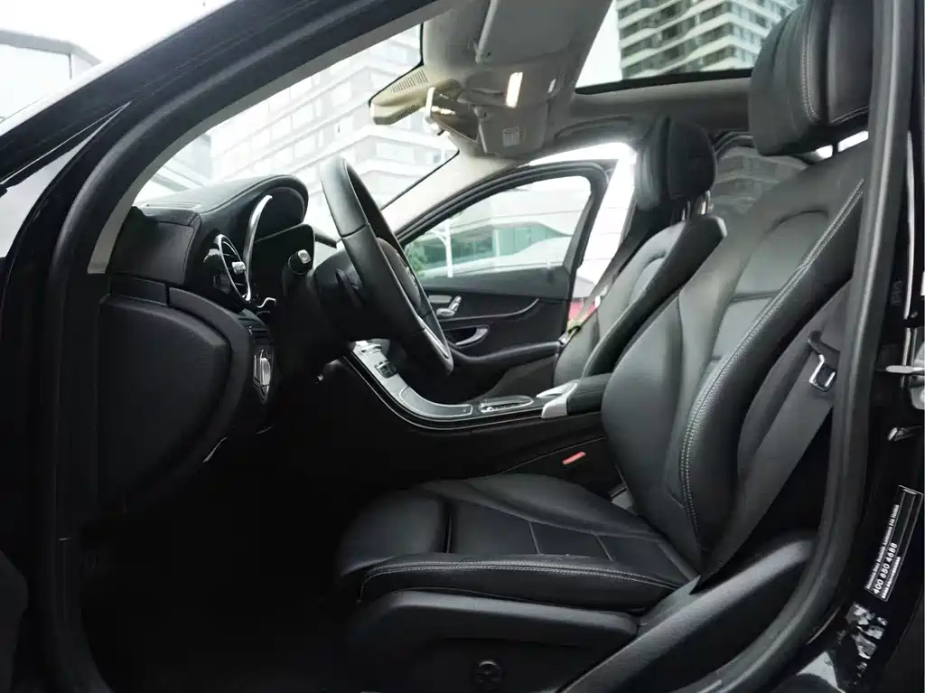 Mercedes-Benz C-Class 2019
