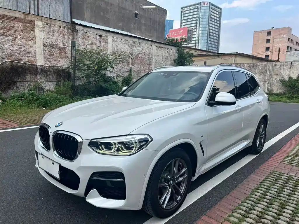BMW X3 2021