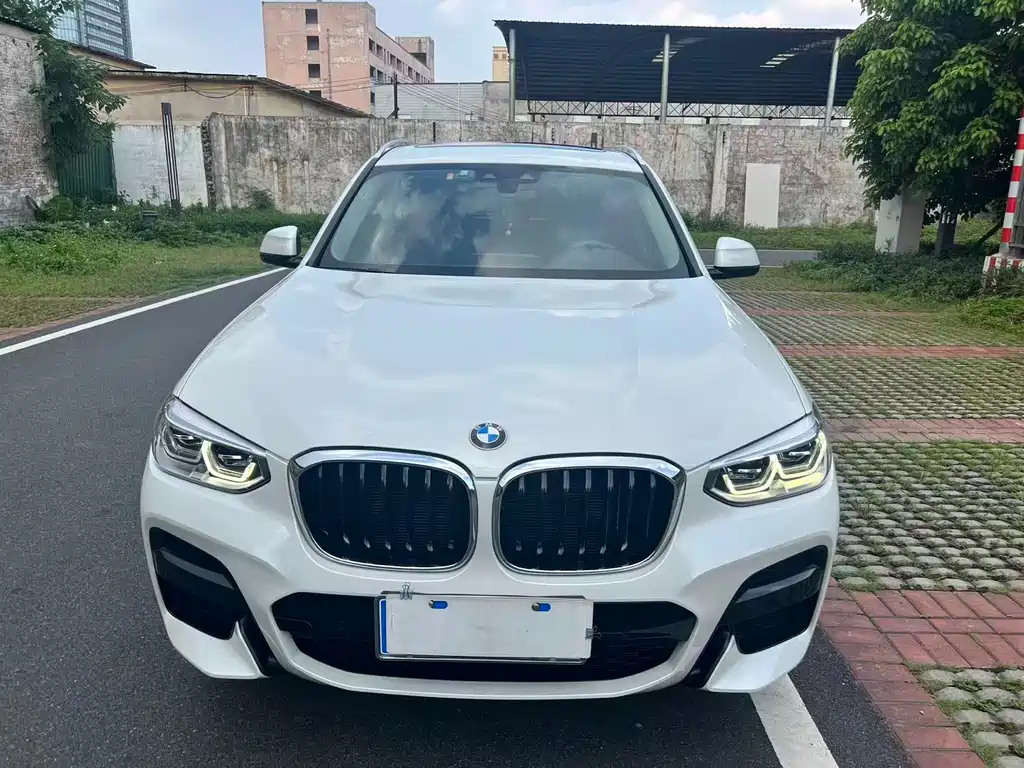 BMW X3 2021
