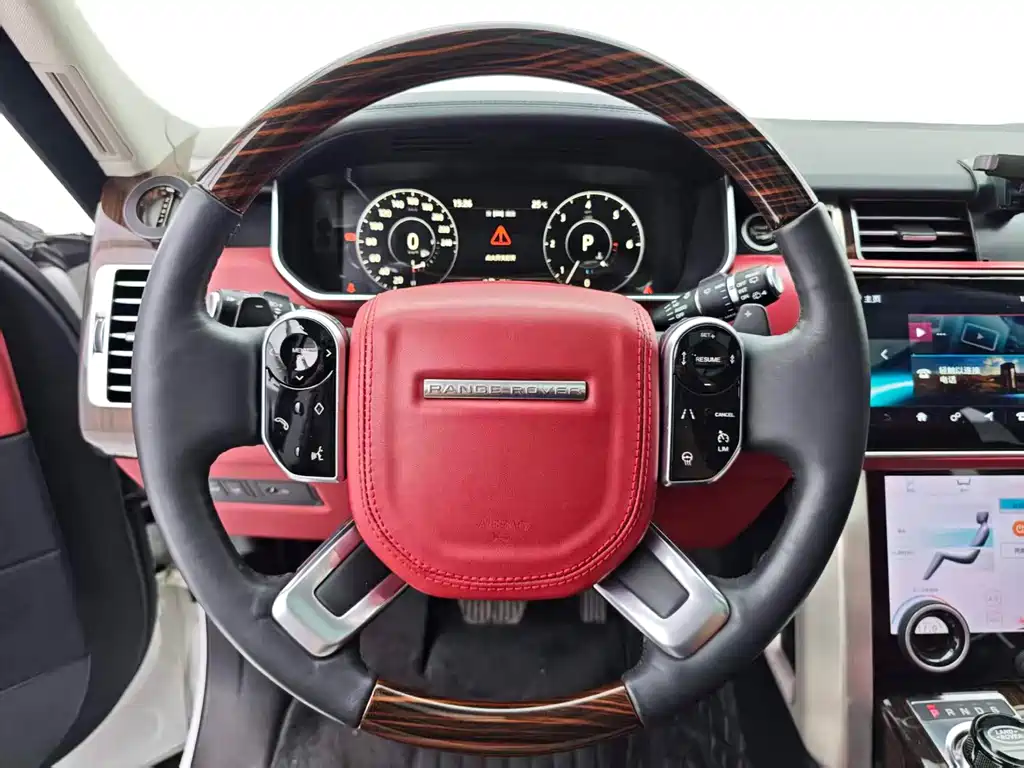 Land Rover Range Rover 2018 — фото 16