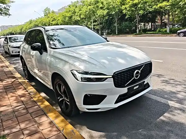 Volvo XC60 2021