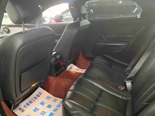 Jaguar XJ 2017
