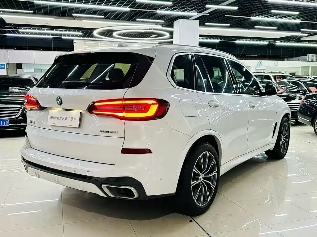 BMW X5 2020 — фото 16