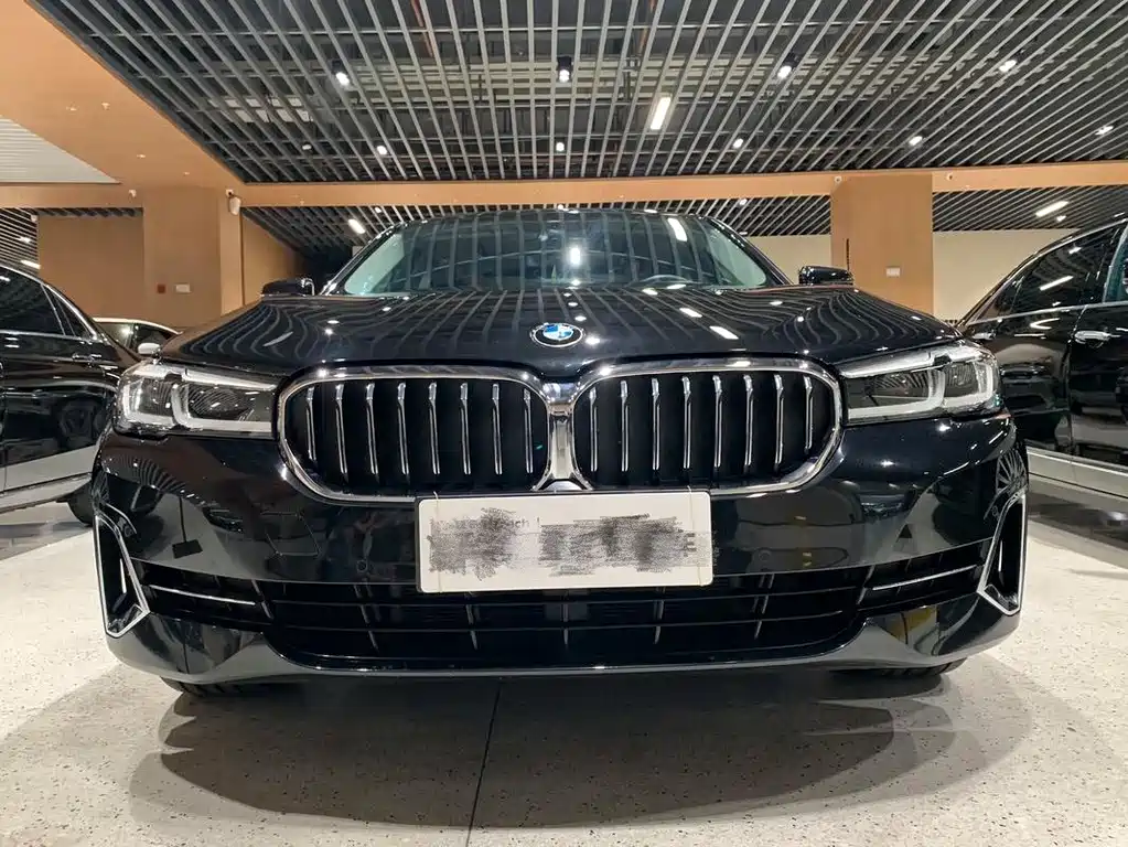 BMW 5 Series 2023