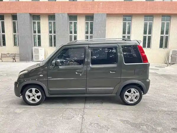 Suzuki Beidou Star X5 2013