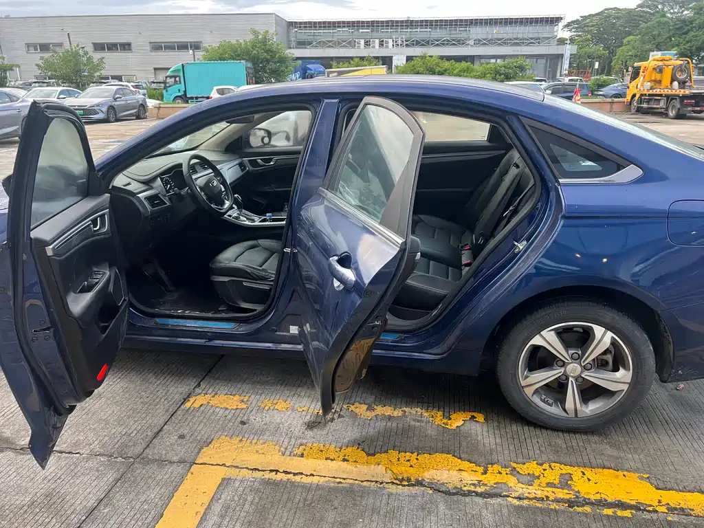 Geely Emgrand GL 2020