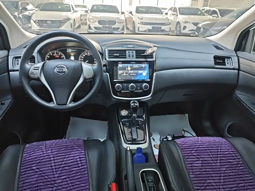 Nissan Tiida 2019 — фото 10