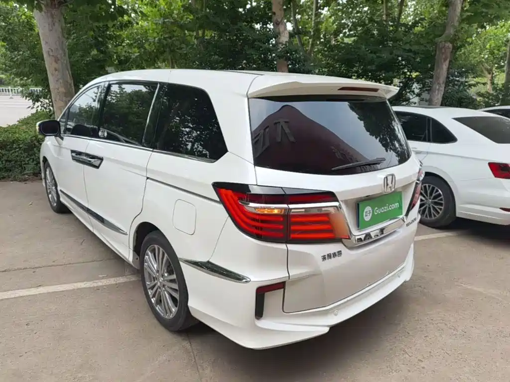 Honda Elysion 2019