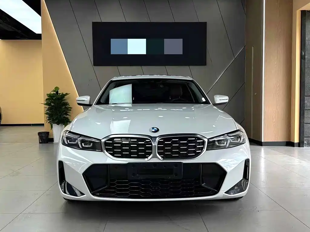 BMW 3 Series 2023