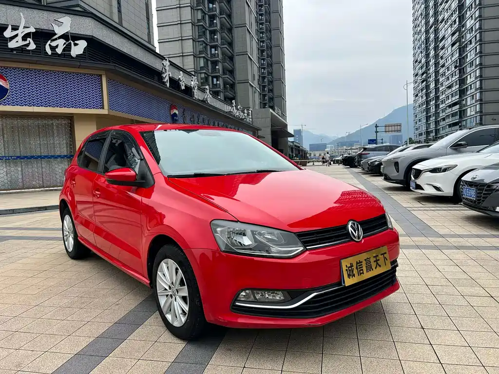 Volkswagen Polo 2015