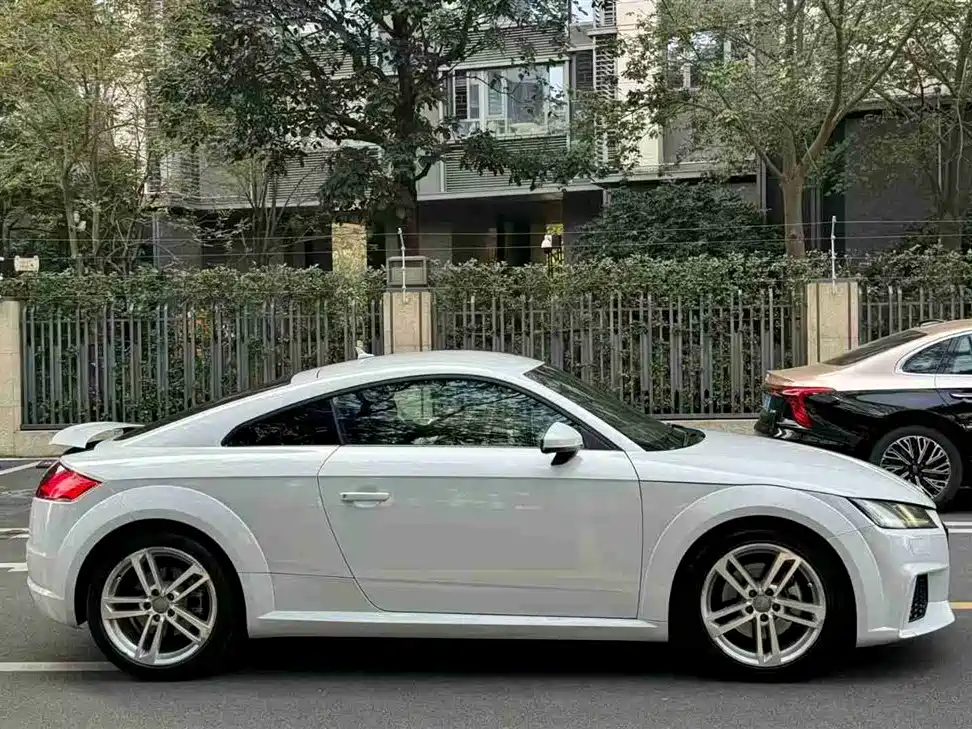 Audi TT 2018 — фото 4