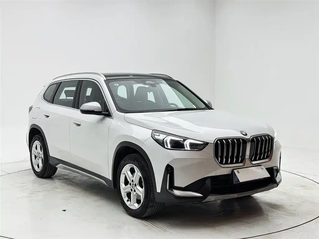 BMW X1 2023 — фото 3