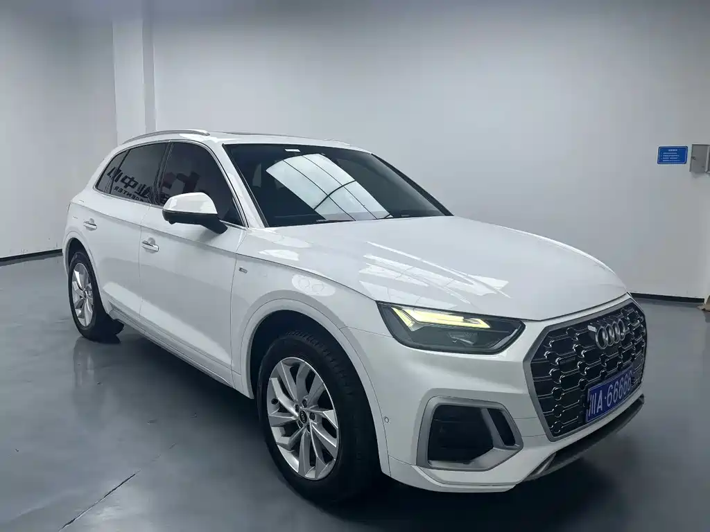 Audi Q5L 2023 — фото 3