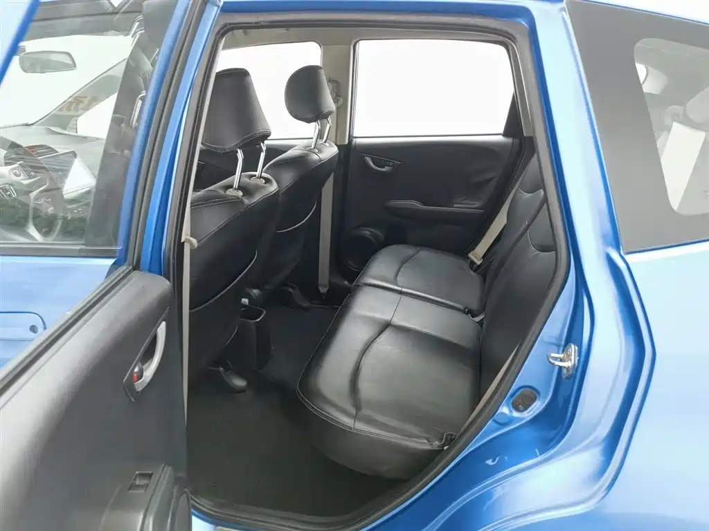 Honda Fit 2013 — фото 15