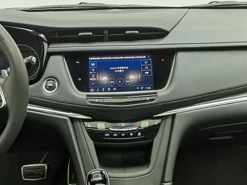 Cadillac XT5 2022 — фото 12