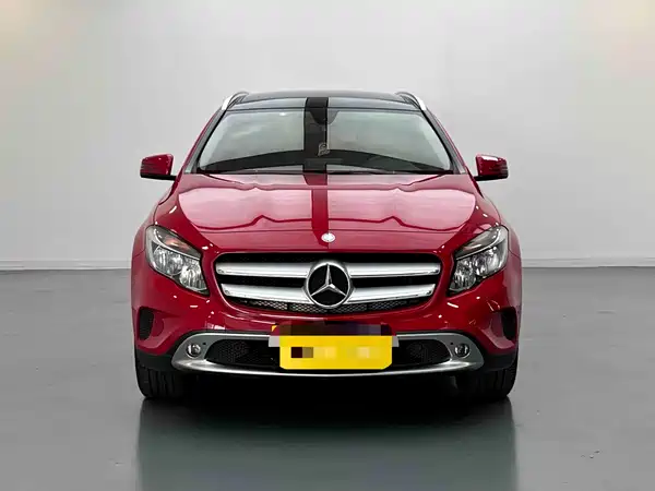 Mercedes-Benz GLA 2016