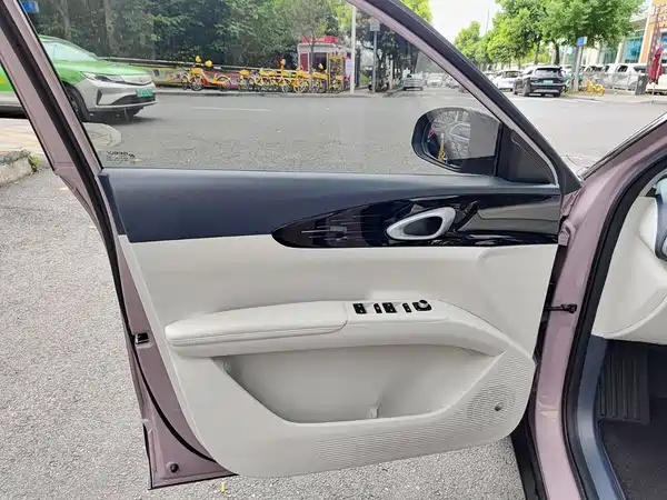 Geely Galaxy Starwish 2025