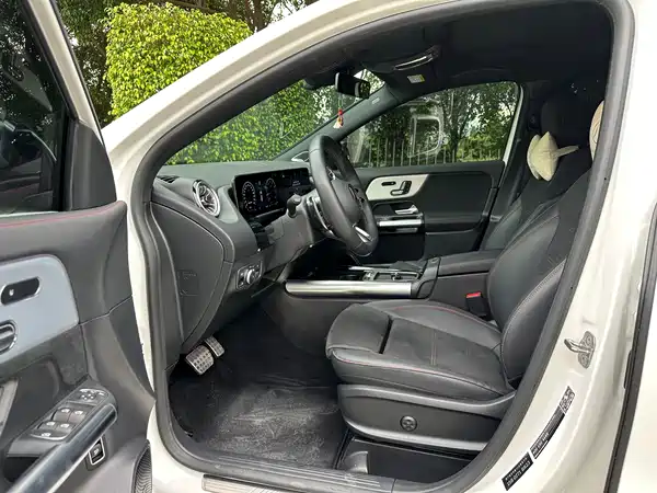 Mercedes-Benz GLA AMG 2024