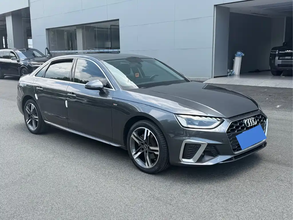 Audi A4L 2023