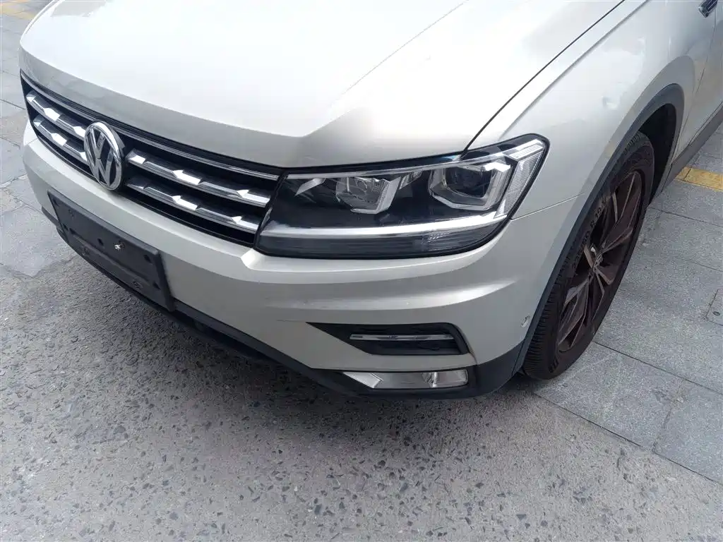 Volkswagen Tiguan L 2019 — фото 18