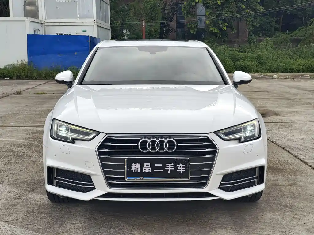 Audi A4L 2019