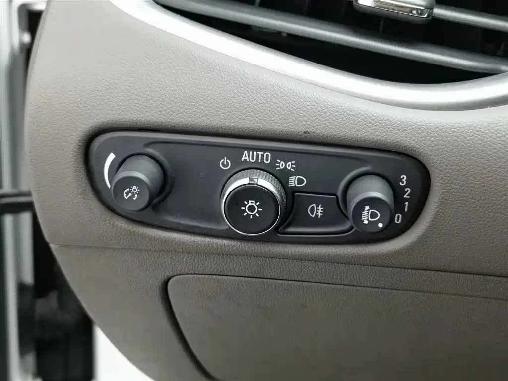 Chevrolet Malibu XL 2020 — фото 21