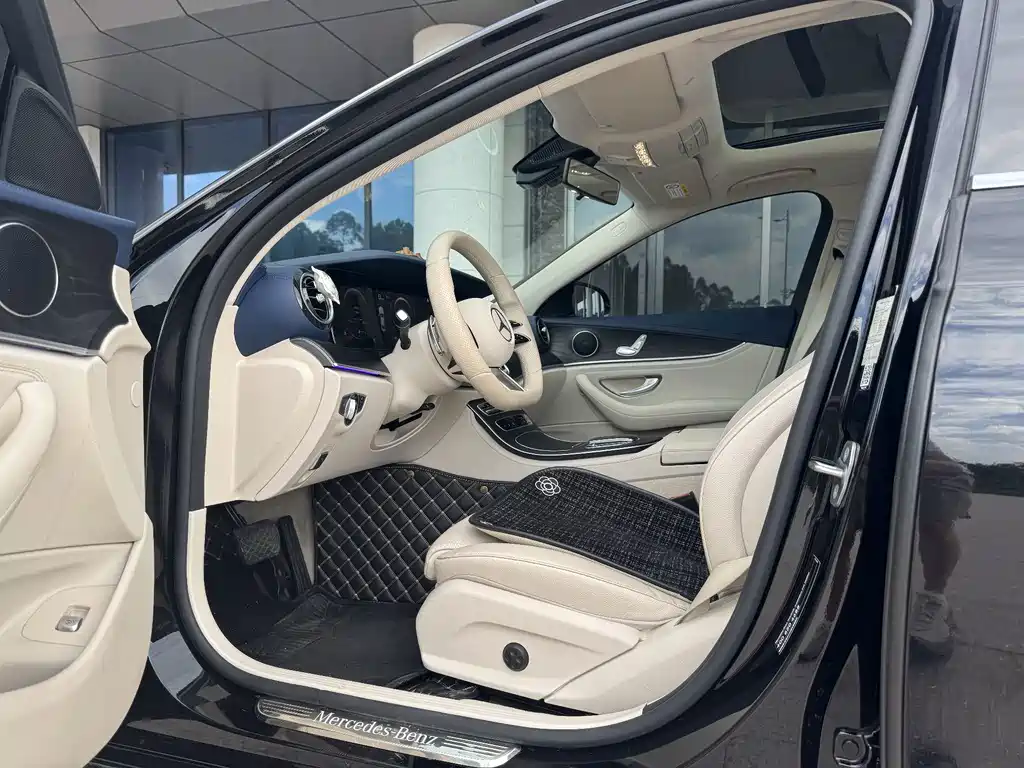 Mercedes-Benz E-Class 2021
