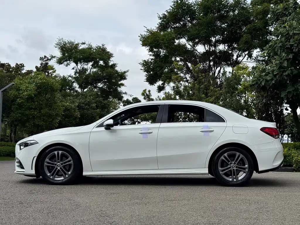 Mercedes-Benz A-Class 2022