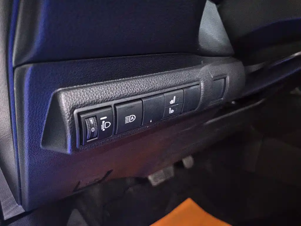 Toyota Levin 2023 — фото 10