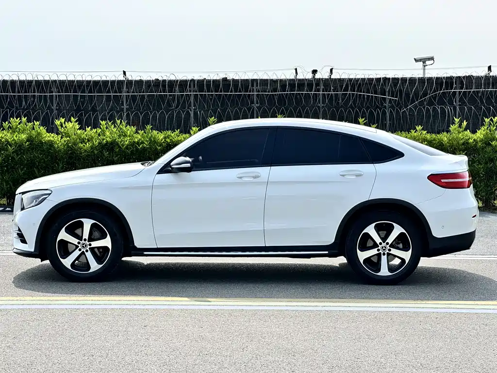 Mercedes-Benz GLC Coupe 2019 — фото 3