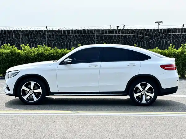 Mercedes-Benz GLC Coupe 2019