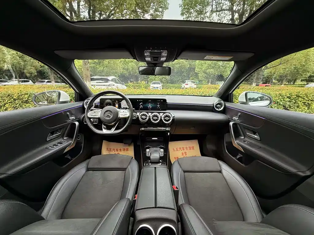 Mercedes-Benz A-Class 2021 — фото 12