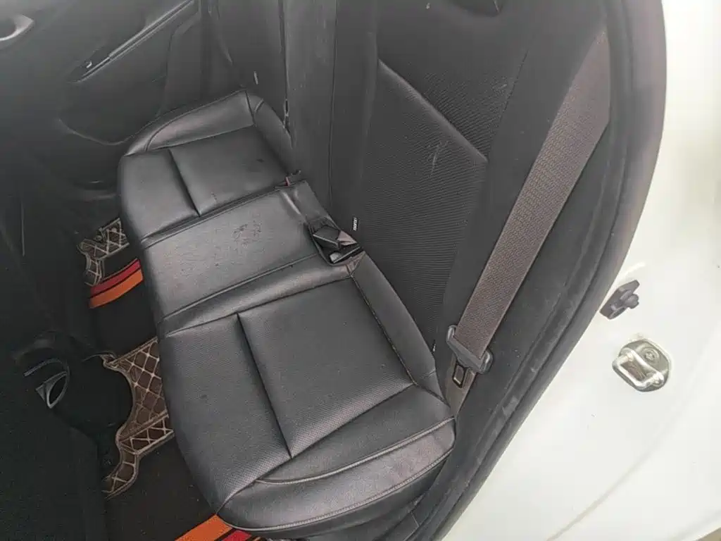 Kia K2 2018 — фото 17