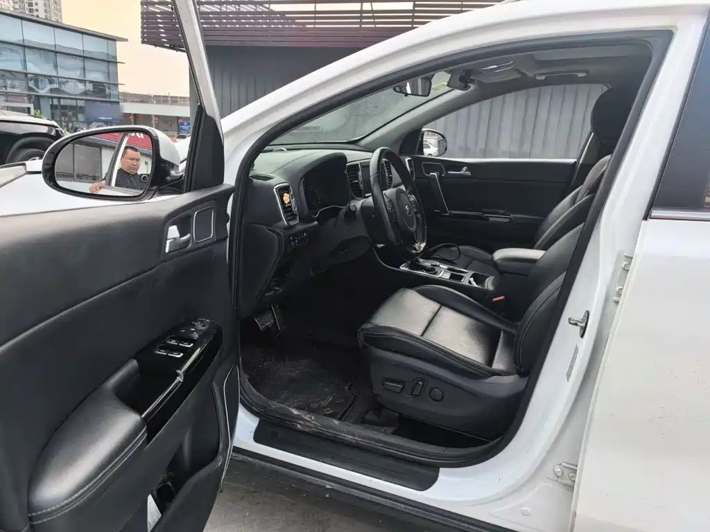Kia KX5 2016 — фото 16